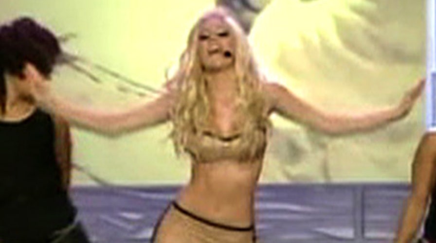 Mocking Montag's Performance