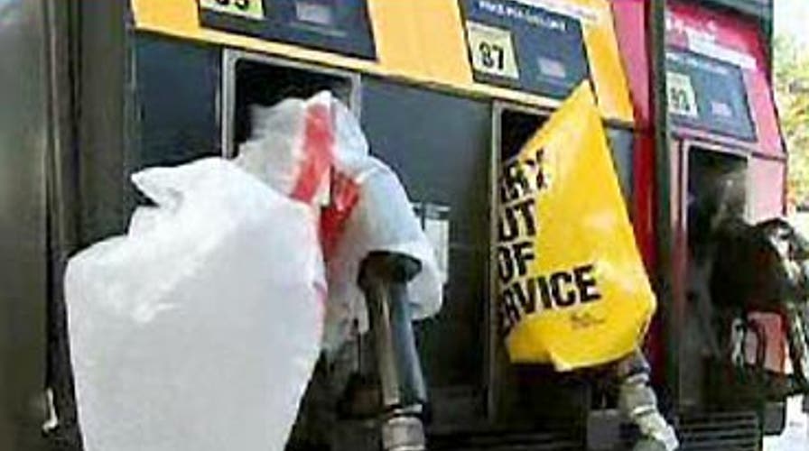 How Ike Affects Gas Prices