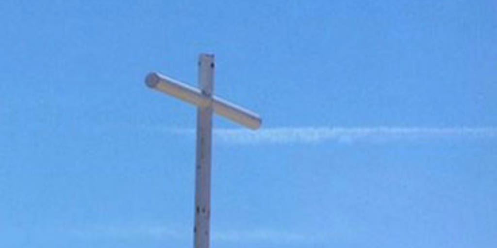 Memorial Cross Covered Up Fox News Video