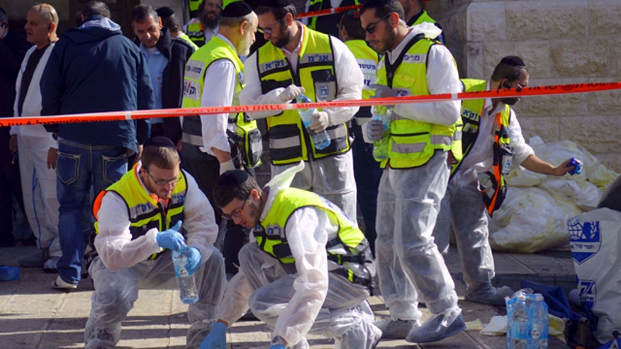 Palestinians celebrate 'lone-wolf' attack on Jerusalem synagogue | Fox News