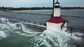 Ocean-like swells created in Lake Michigan