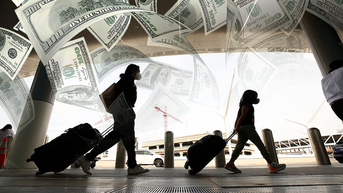 Airline traveler's genius hack to avoid dishing out extra for baggage fees