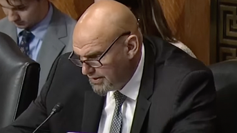 Fetterman raises eyebrows with speech struggles during Senate infrastructure hearing
