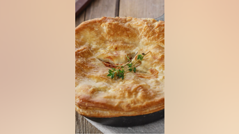 Chef shares EASY pot pie recipe