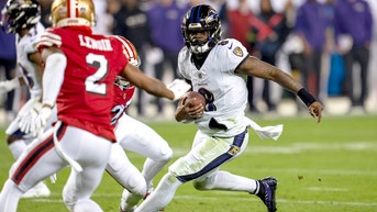 Lamar Jackson, Ravens dominate 49ers in gridiron battle of No. 1 seeds