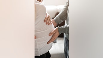 Pregnancy etiquette: Is it OK to touch?