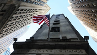 Wall Street bulls, bears can make money but 'pigs get slaughtered': James Iuorio