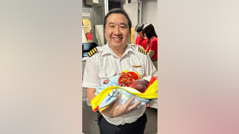 Pilot delivers BABY mid-flight