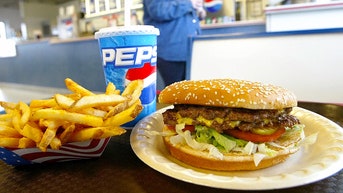 Man sits down at restaurant for his weekly burger — and leaves with his life totally changed