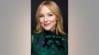 Jewel fuels romance RUMORS