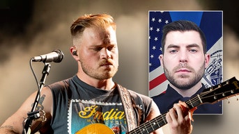 Country singer pays tribute to slain NYPD officer during concert