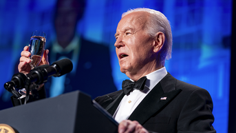 Biden's hypocritical message to press on not picking sides at correspondents' dinner