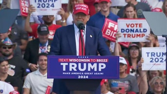 Donald Trump rallies supporters in battleground Wisconsin