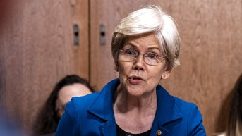 Elizabeth Warren has warning for Democrats as tax fight looms over Trump-era cuts