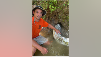 Man finds mammoth tusk from ICE AGE - Fox News