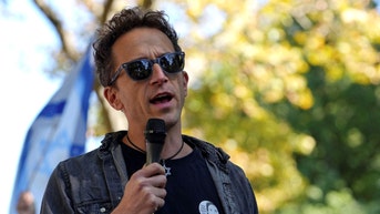 Columbia professor who took a stand against anti-Israel agitators barred from campus - Fox News