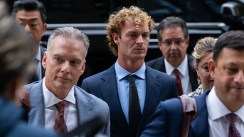 Judge denies Marine vet’s motion for mistrial in chokehold trial — despite ‘bias’ red flag - Fox News