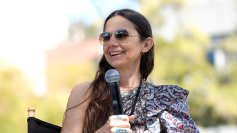 ‘Family Ties’ actress reacts to Trump’s win, says ‘suffocating cloud’ has been lifted - Fox News