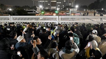 South Koreans on their cell phones - Fox News