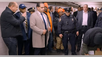 Mayor Adams shows Dr. Phil 'perfect example' of homeless crisis during tense encounter - Fox News