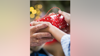 15 holiday gifts for DEMENTIA patients - Fox News