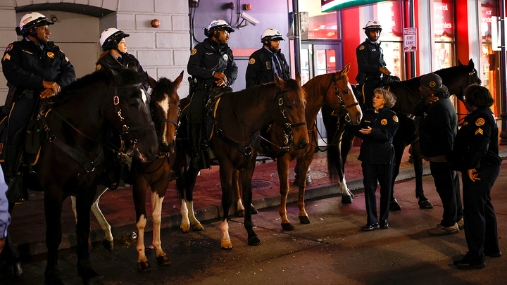 Mounted officers - Fox News