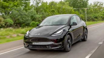 Motorist arrested after allegedly trying to run Tesla driver off interstate - Fox News