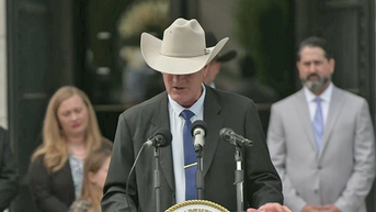 Noem, Bondi and Rollins speak after charges dropped against family farmers - Fox News