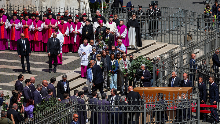 CARDINALS AND CASKET - Fox News