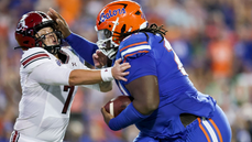 The heaviest player in NFL history send shockwaves through the league in practice debut - Fox News