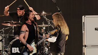 Popular 90s band completely cancels tour after medical emergency during sound check - Fox News