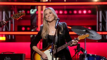 Sheryl Crow calls Tennessee ‘a hard place’ to live because of politics - Fox News