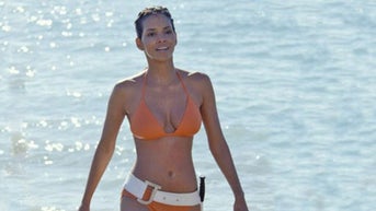 Former 'Bond' girl delivers verdict on whether 007 should be a woman - Fox News