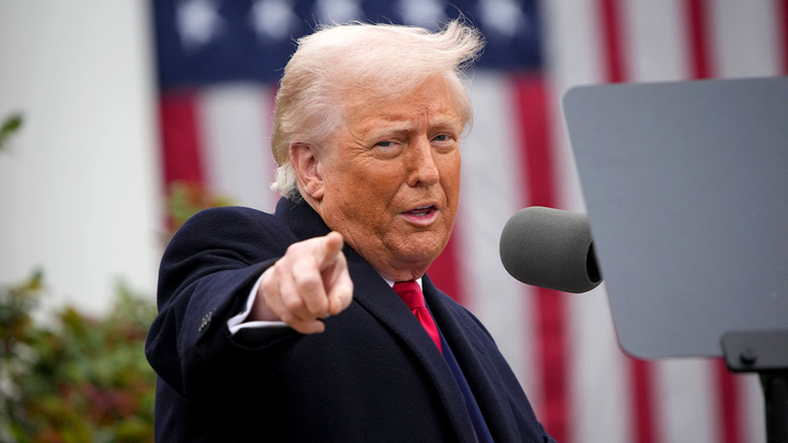 America’s enemy ‘begging’ as Trump signals next move in tariff showdown - Fox News