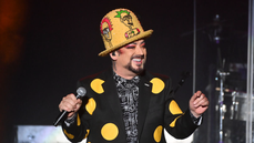 Boy George picks a trans fight with J.K. Rowling & instantly regrets it - Fox News