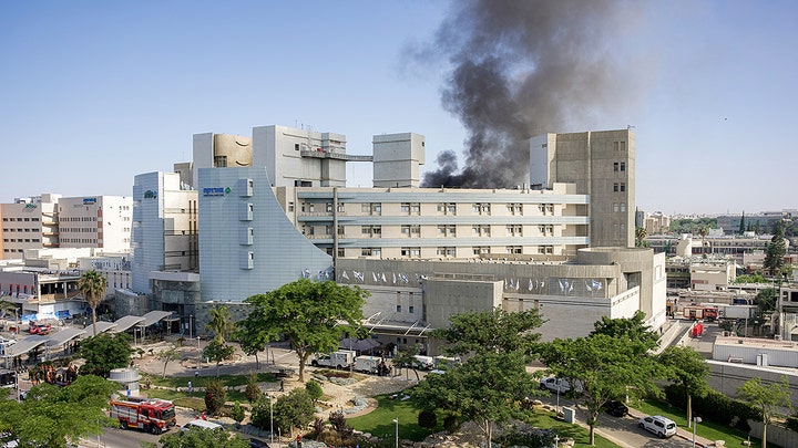 Israeli hospital suffers 'direct hit' in major missile attack from Iran as Netanyahu vows revenge - Fox News