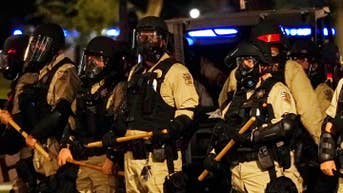 Red states welcoming blue city cops in droves as union leader slams far-left leadership - Fox News