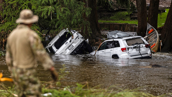 Sinking cars - Fox News