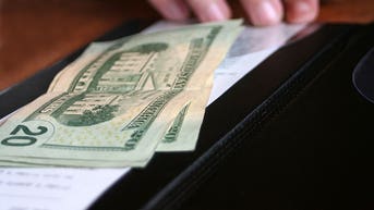 Man's dinner bill includes surprise 18% charge that has social media divided - Fox News