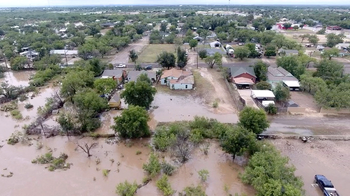 Houses flooded - Fox News