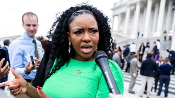 Rep Jasmine Crockett defends herself against ‘diva’ allegations - Fox News