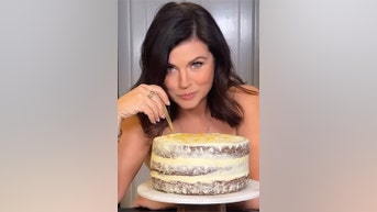 Tiffani Thiessen's STEAMY post - Fox News