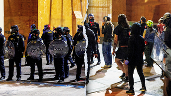 Trump greenlights troops for Portland after protesters clash with federal authorities - Fox News