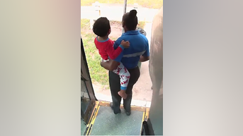 'HERO' bus driver saves lost boy in street - Fox News