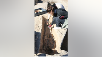 Archaeologists uncover ANCIENT tombs - Fox News