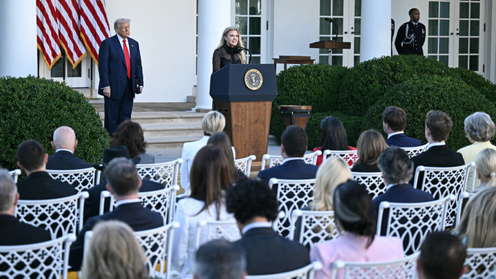 Erika speaking, zoomed out crowd - Fox News