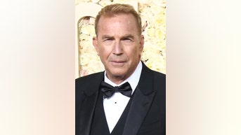 Costner FIGHTS to keep family close - Fox News