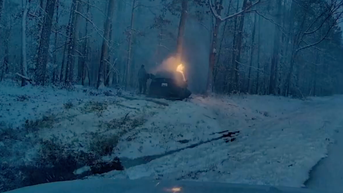 State trooper saves driver from burning vehicle in heroic rescue - Fox News