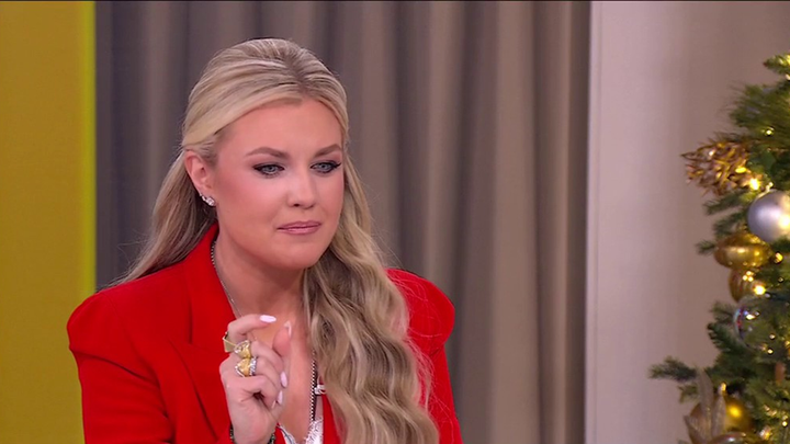 Erika solo pointing - Fox News