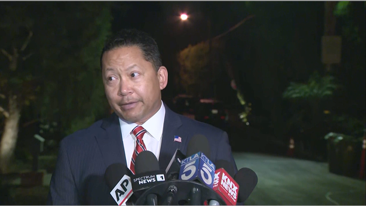 WATCH LIVE: Police provide update after 2 people found dead inside home of Hollywood director Rob Reiner - Fox News